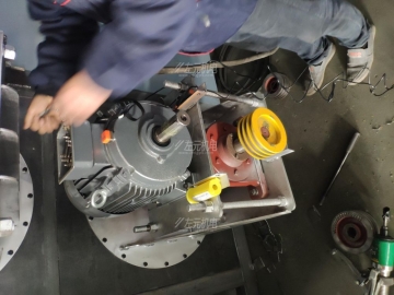 Pro3200便捷式振動(dòng)診斷分析儀應(yīng)用于無(wú)紡布生產(chǎn)設(shè)備電機(jī)的振動(dòng)分析