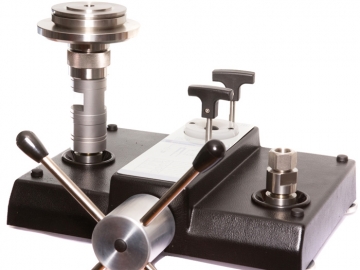 CPB3800緊湊型活塞式壓力計(jì)