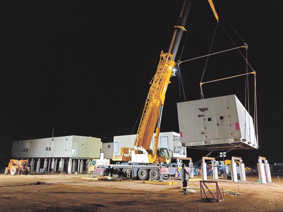 東元系統(tǒng)化設(shè)備e-house（預(yù)裝式電器間），在美國漂亮出擊。圖／東元提供